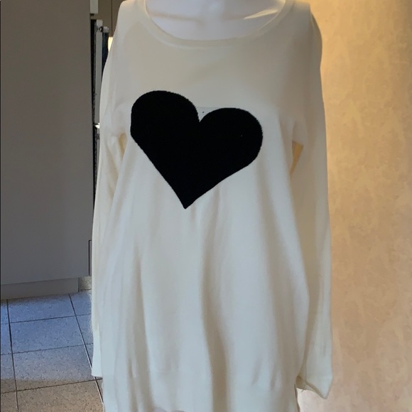 Neiman Marcus Sweaters - Sweater